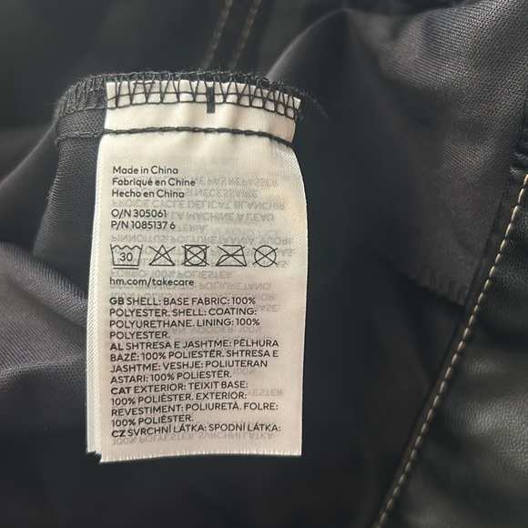 🆕 Divided H&M Size S Women’s Black Vegan Leather Jacket - Picture 6 of 7